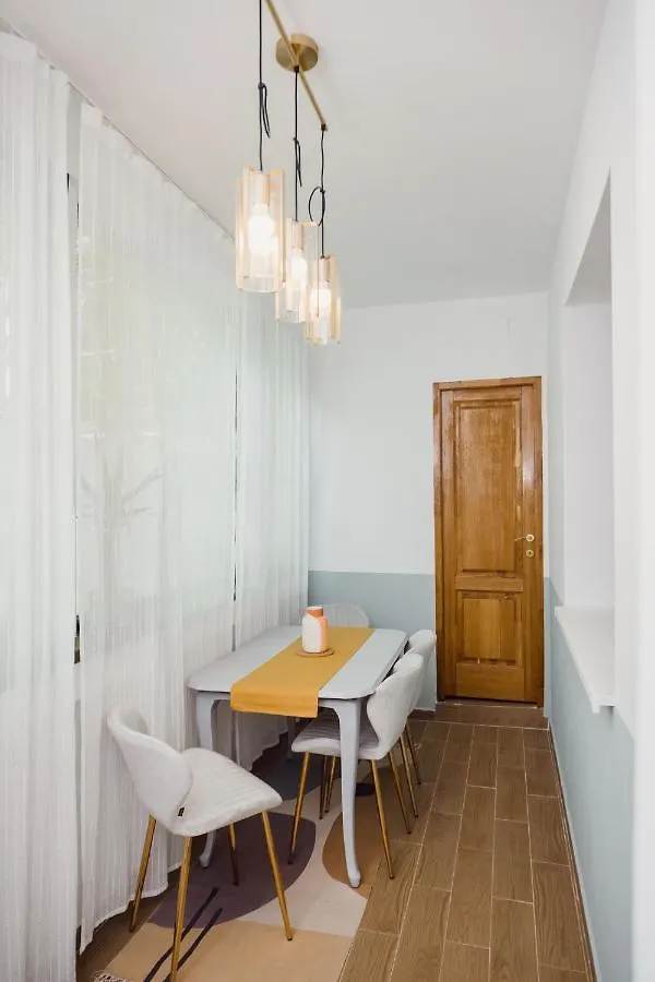 Cotroceni Accommodations Bucharest 0*,